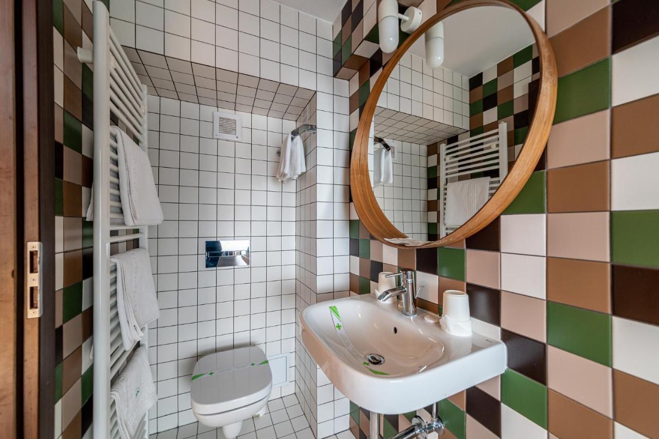 Complex Hotelier Cota O Mie Hotel