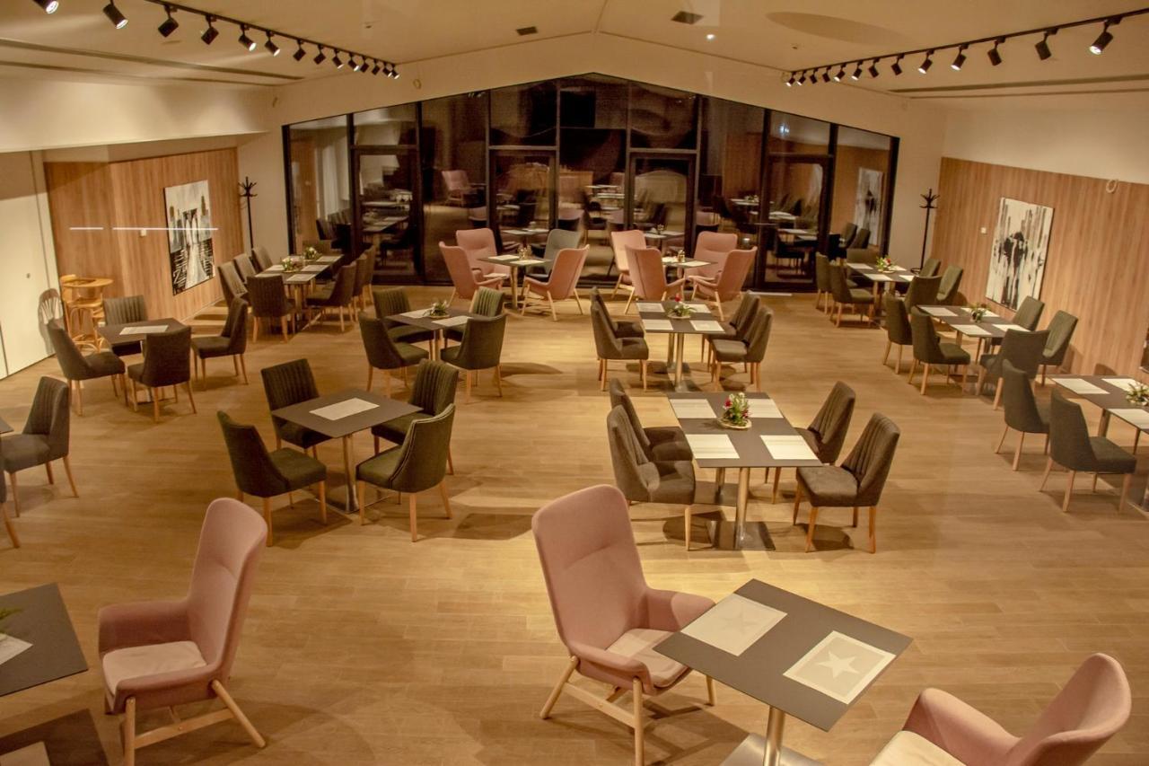 Complex Hotelier Cota O Mie
