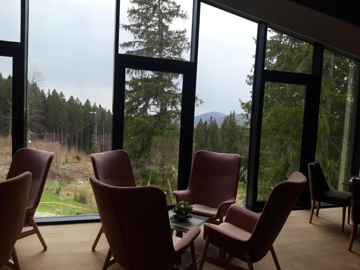 Complex Hotelier Cota O Mie